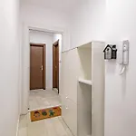 Cozy & Parking - Subject To Availability *