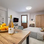 Cozy & Parking - Subject To Availability *