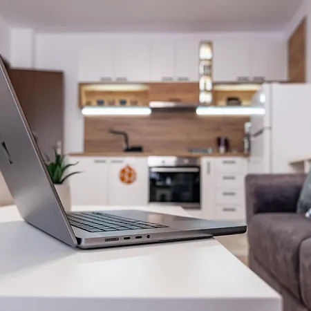 Cozy & Parking - Subject To Availability * Varna