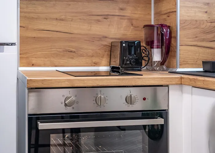 Cozy & Parking - Subject To Availability