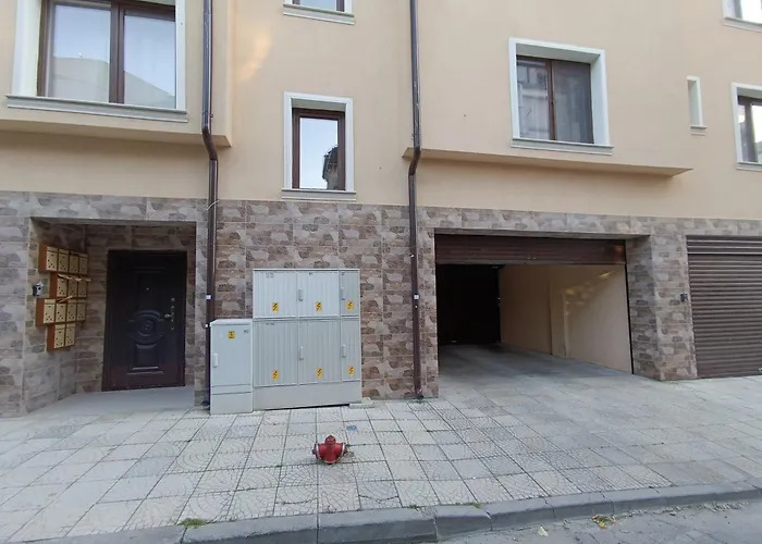 Cozy & Parking - Subject To Availability Апартамент Варна