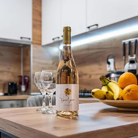 Cozy & Parking - Subject To Availability Apartamento *