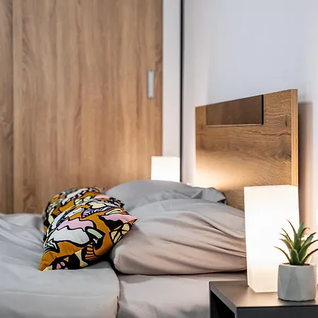 Cozy & Parking - Subject To Availability *