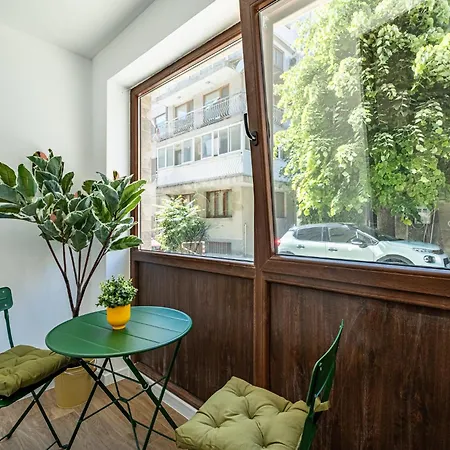 Cozy & Parking - Subject To Availability *