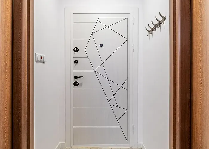 Appartamento Cozy & Parking - Subject To Availability